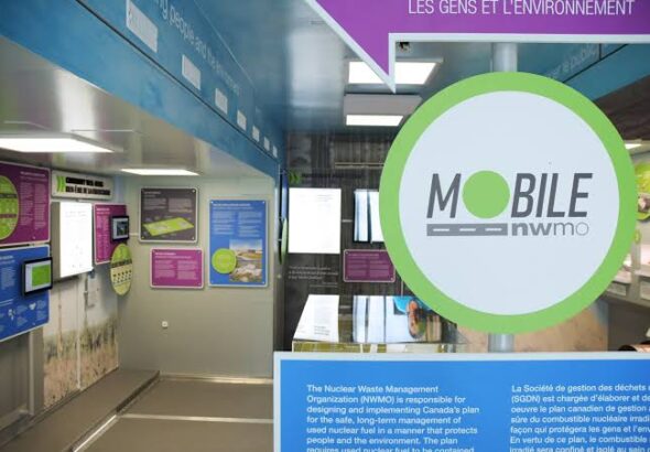 mobile-learn-more-centre-nwmo